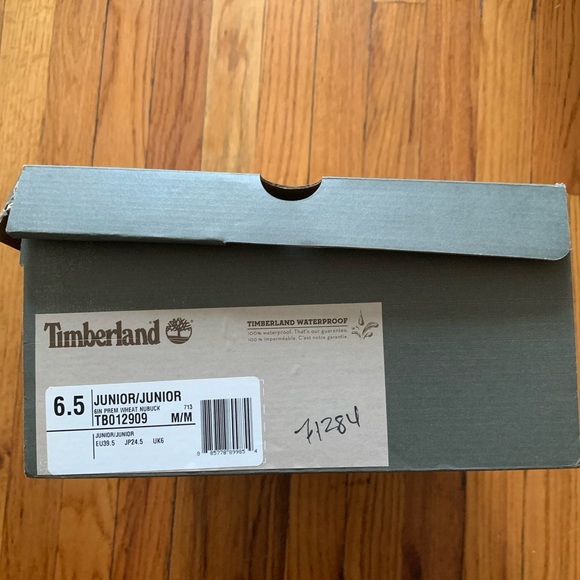 Timberland Boots - Picture 4 of 7
